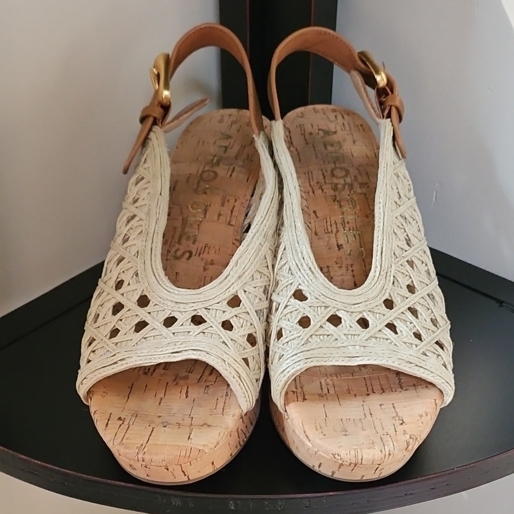Aerosole Cream Woven Sandals - Size 8.5